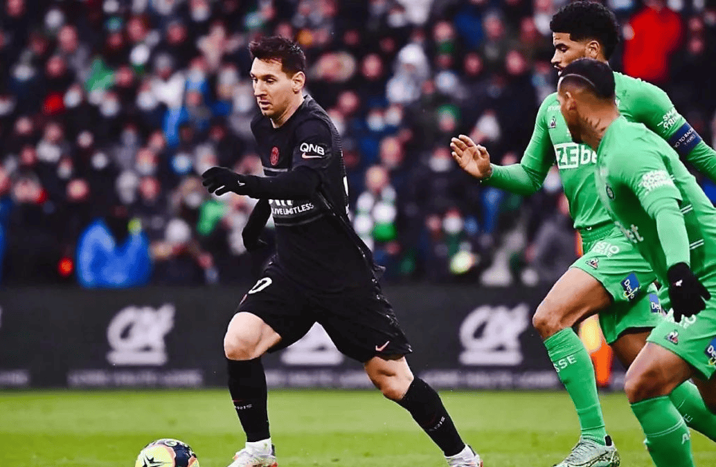 包含圣埃蒂安客场大胜梅斯，迎来转机的词条