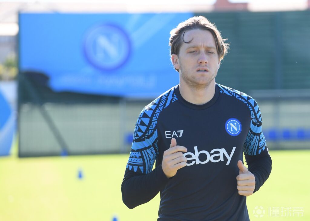 那不勒斯:球队备战期间注重休息调整的简单介绍