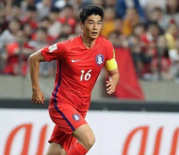 精英劲旅一触即发，展开惨烈竞争