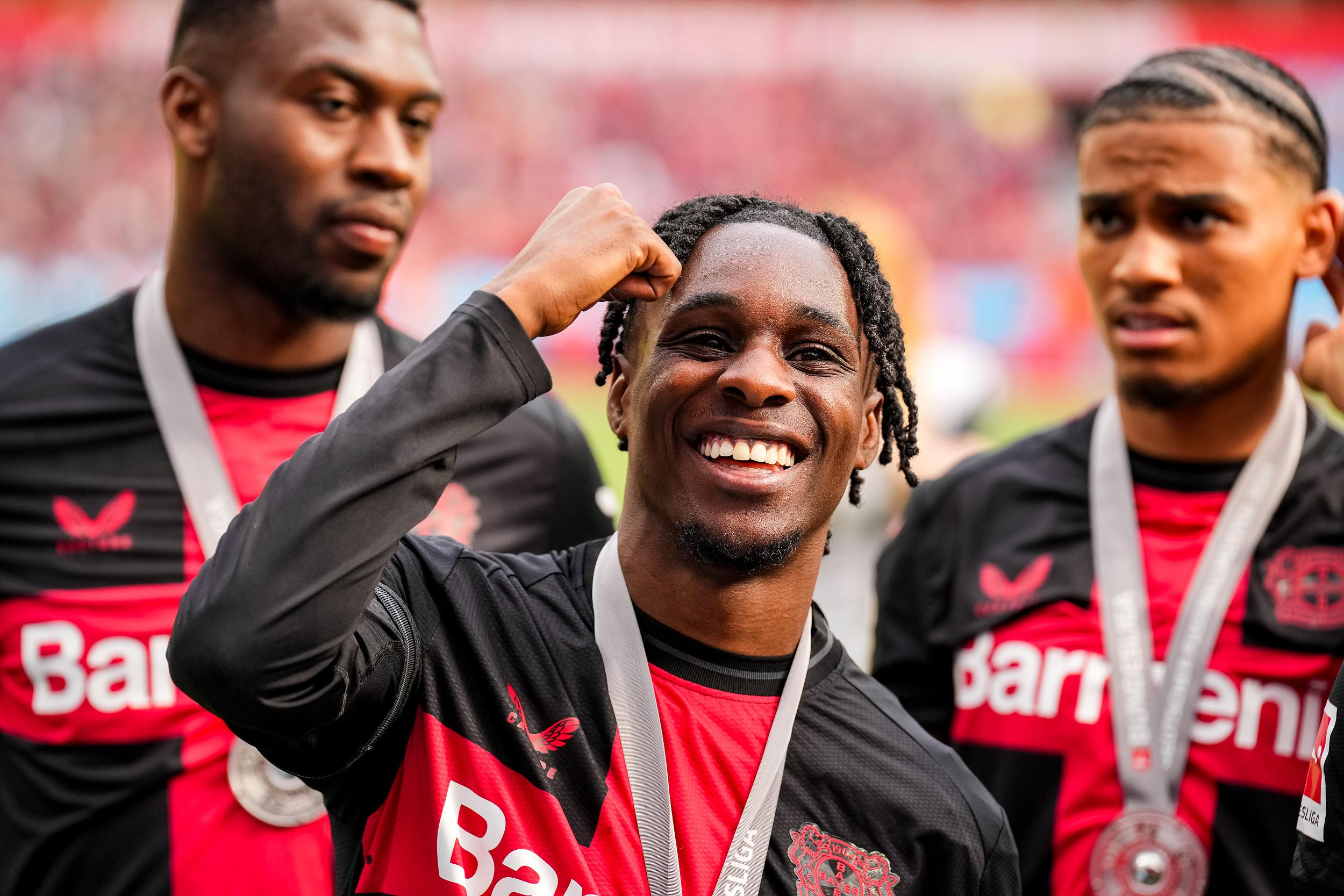 勒沃库森球员表现出色,帮助球队赢得胜利 勒沃库森球员表现出色,帮助球队赢得胜利