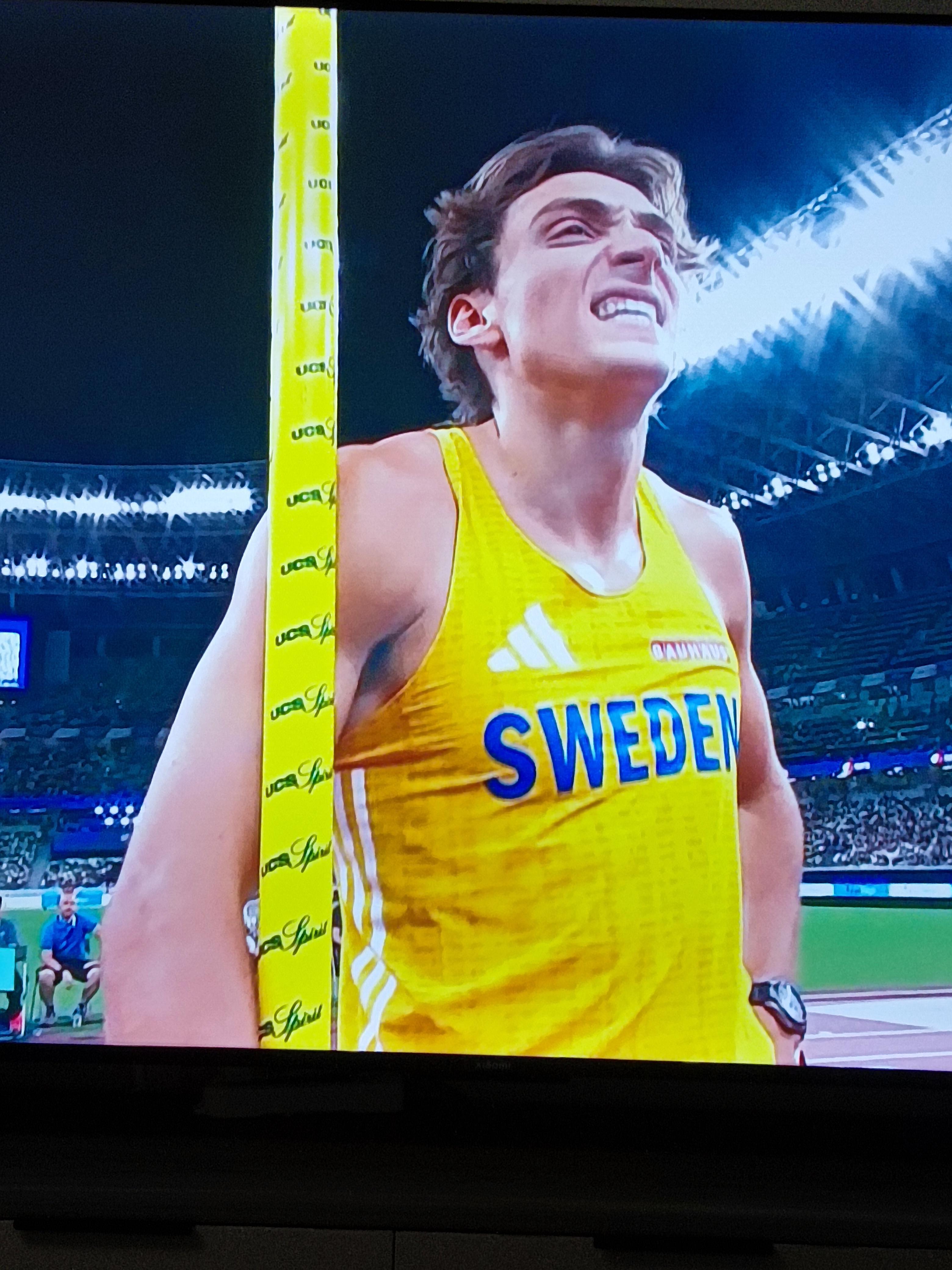 黑山运动员在田径比赛中刷新纪录