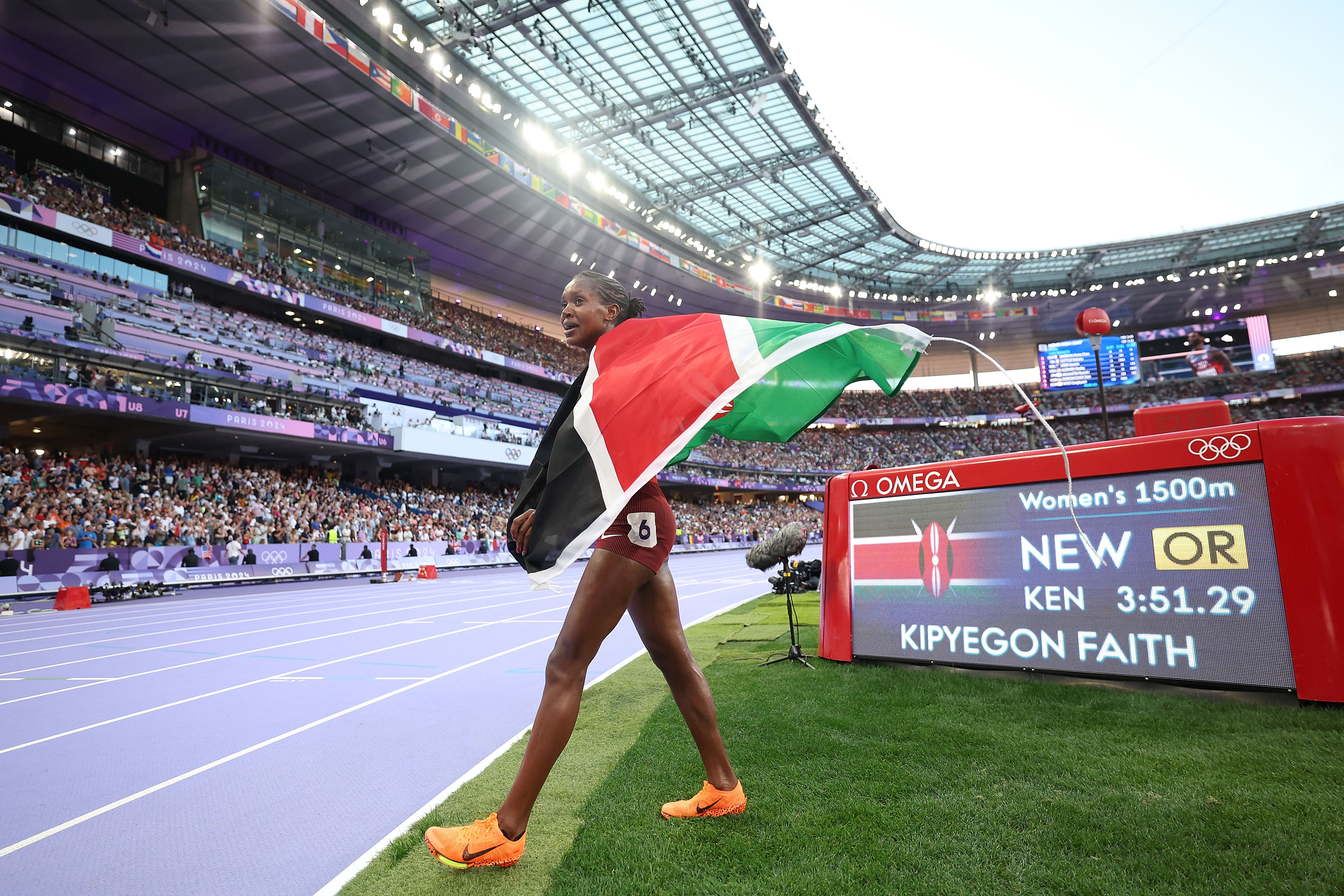 关于女子田径决赛：牙买加选手跃居冠军宝座的信息