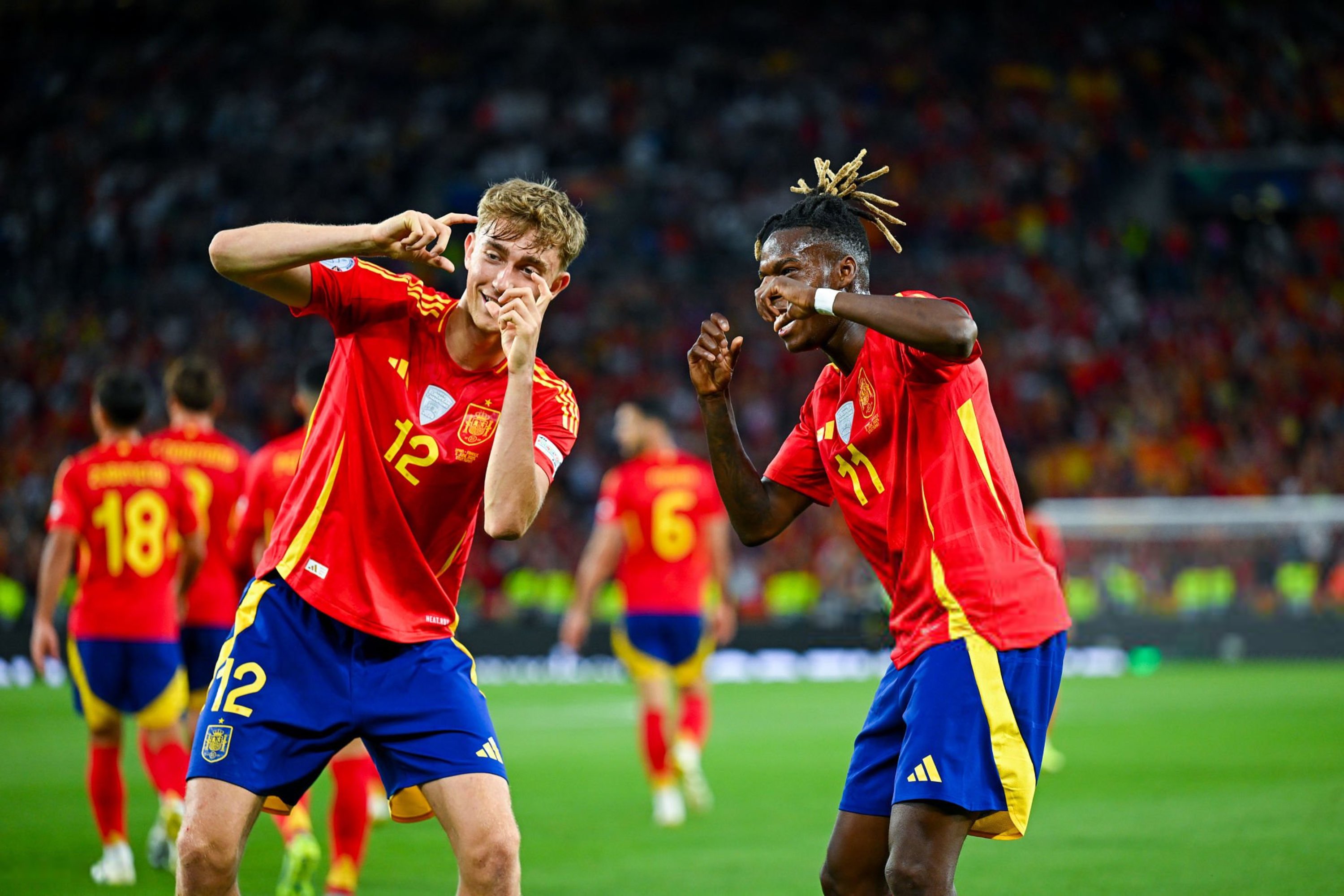 欧国联球队展开一轮又一轮的激烈争夺