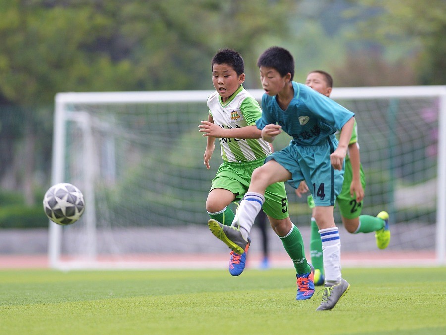 球员训练不懈，为取得好成绩而努力