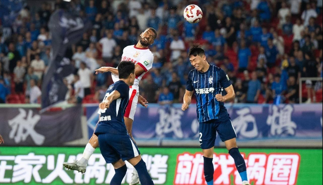 中超联赛重要赛事再度引起轰动