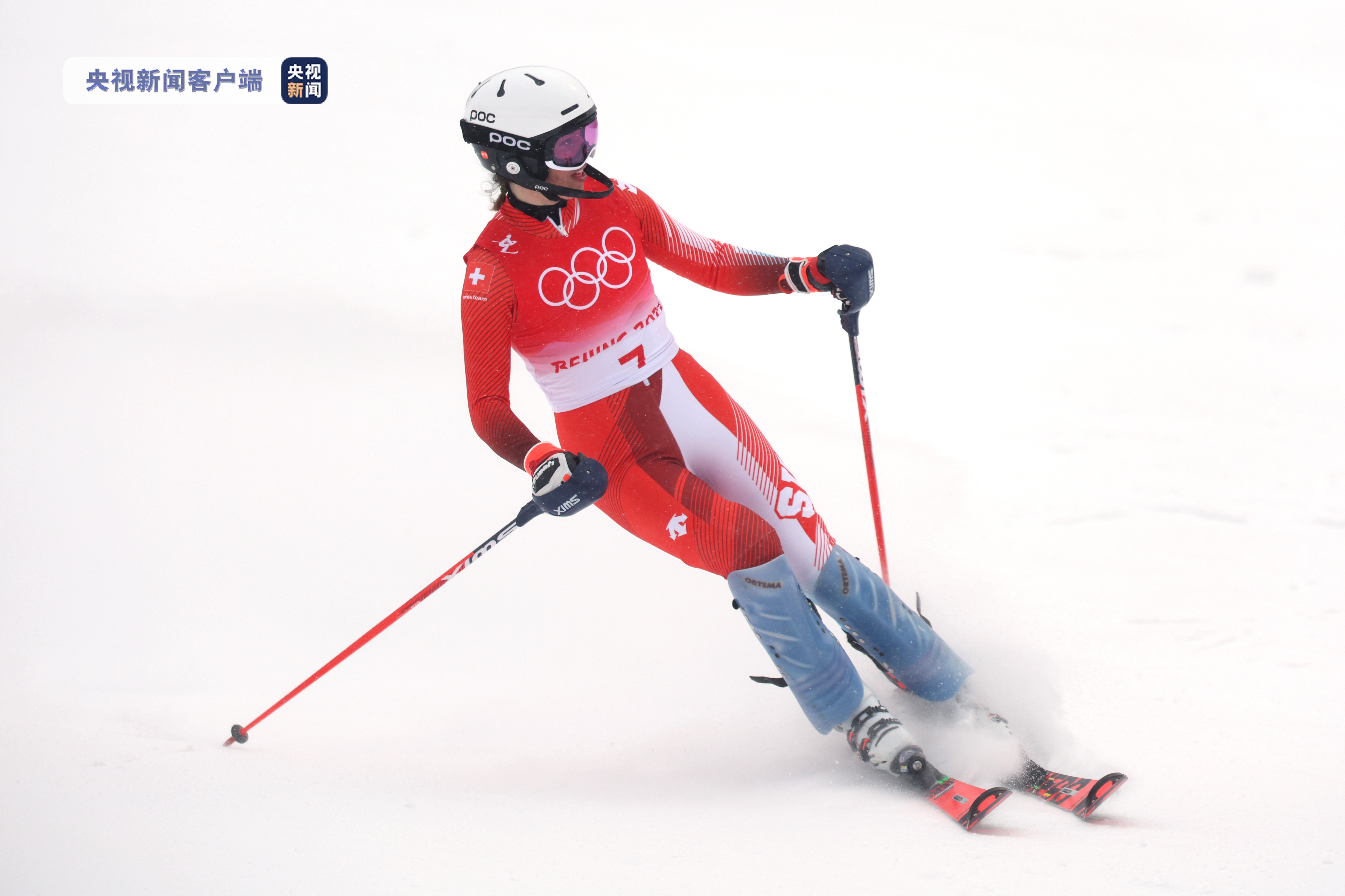 瑞士选手夺得金牌，喜迎胜利