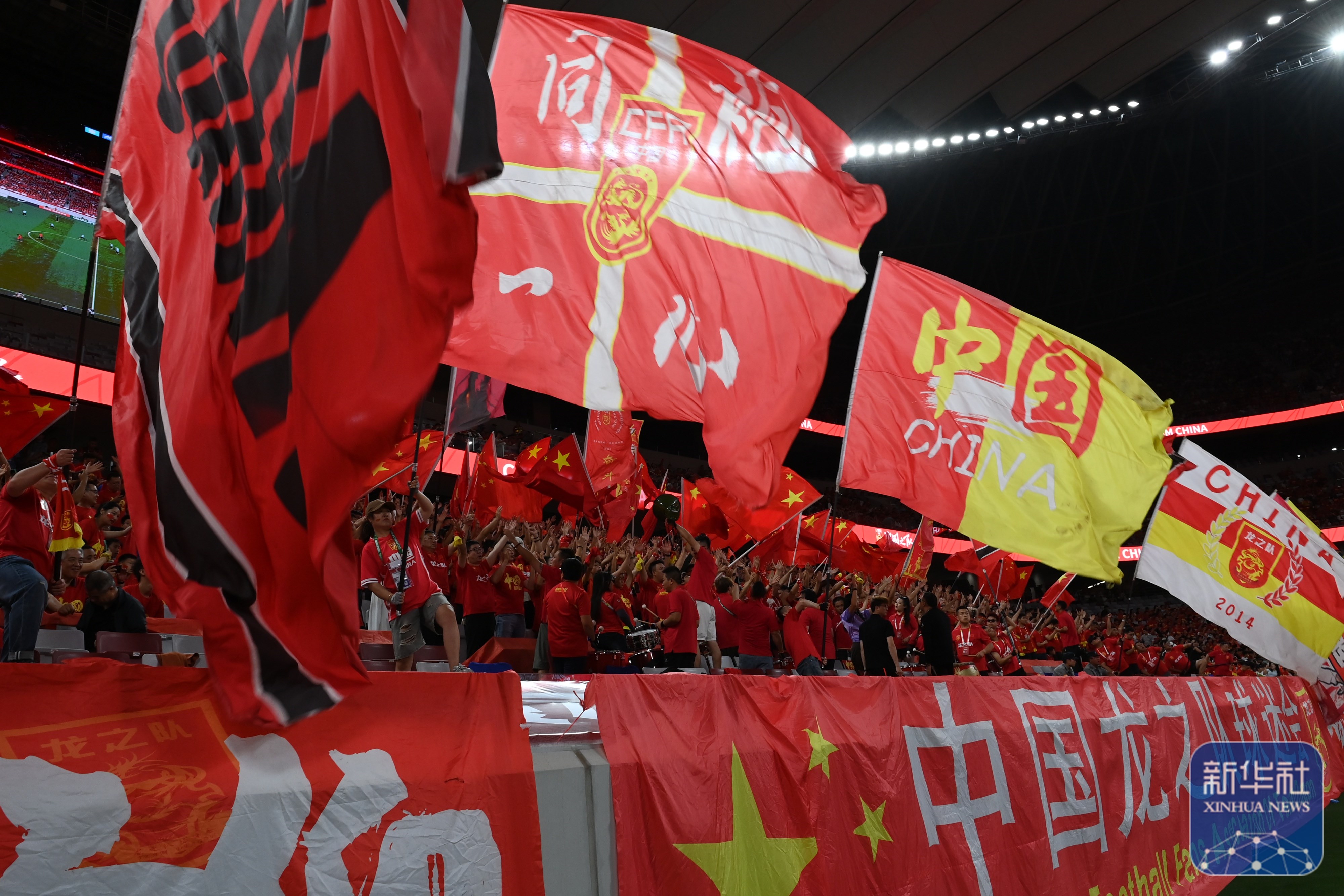 一支球队在亚冠赛事中取得惊人胜利，引发关注