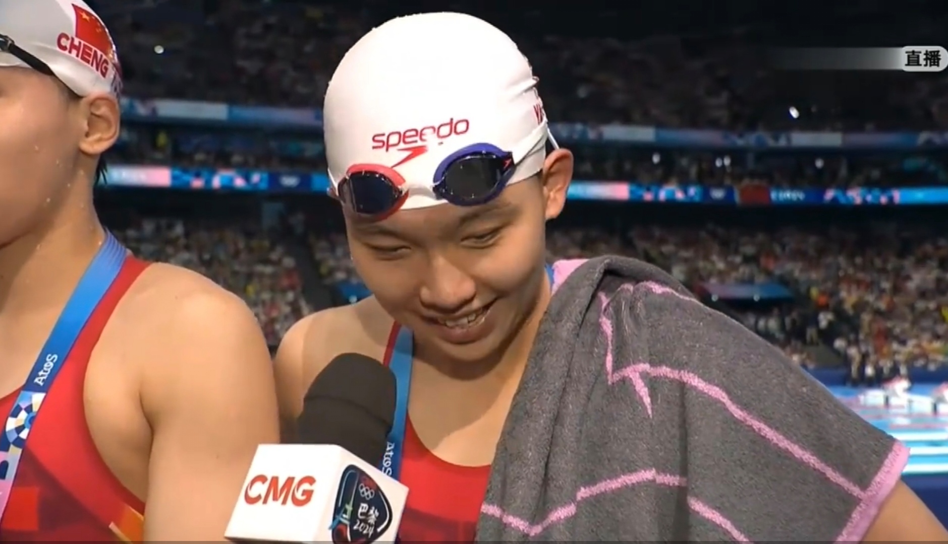 南非女子游泳运动员勇夺金牌 南非女子游泳运动员勇夺金牌