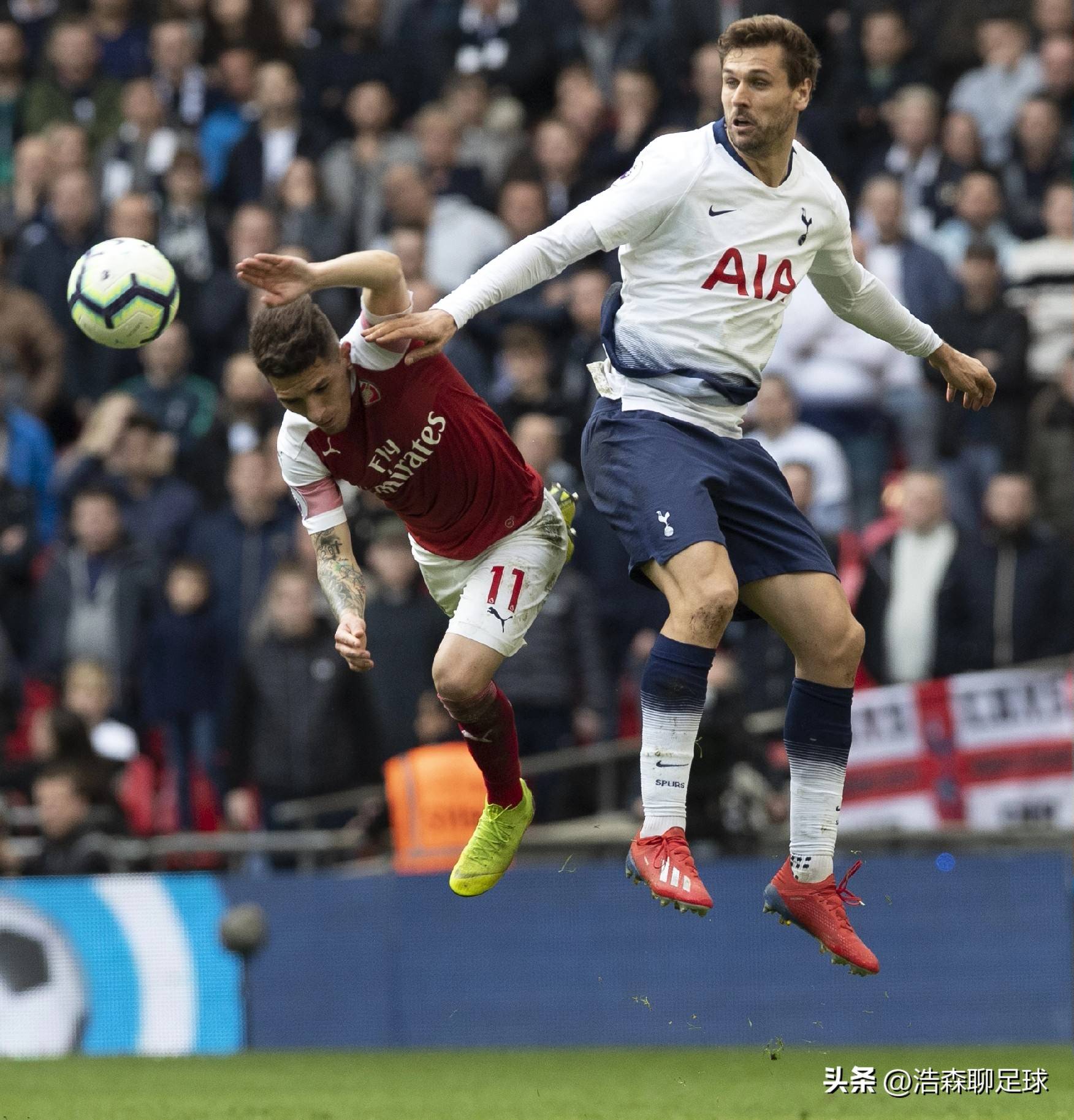 包含热刺全队发威，主场取胜轻松晋级的词条