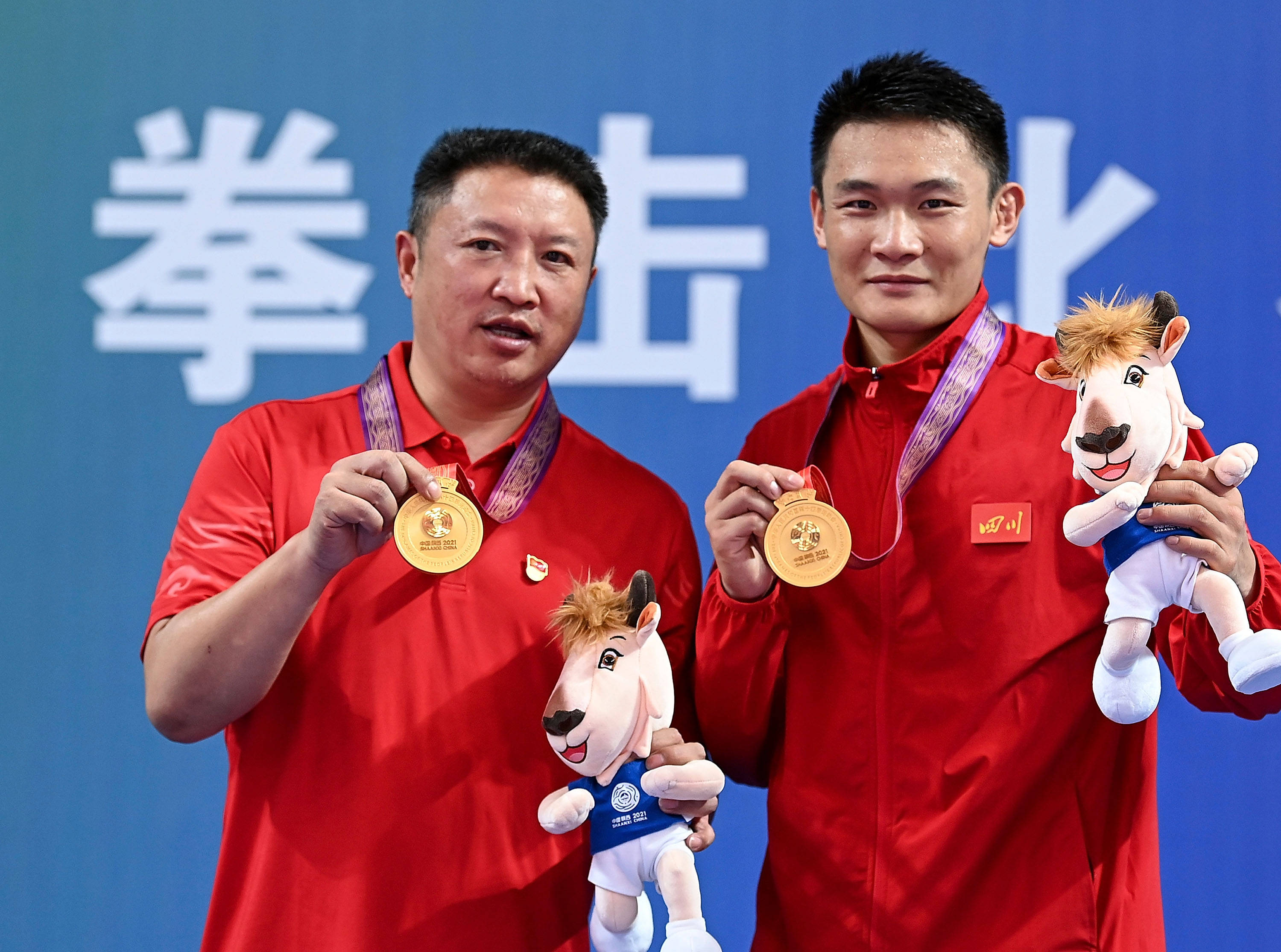 瑞典男子拳击选手力压群雄，笑纳金牌的简单介绍