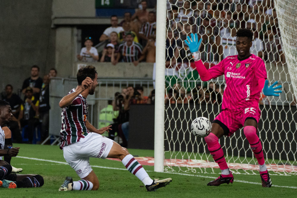 南美球队在洲际对抗赛中表现抢眼