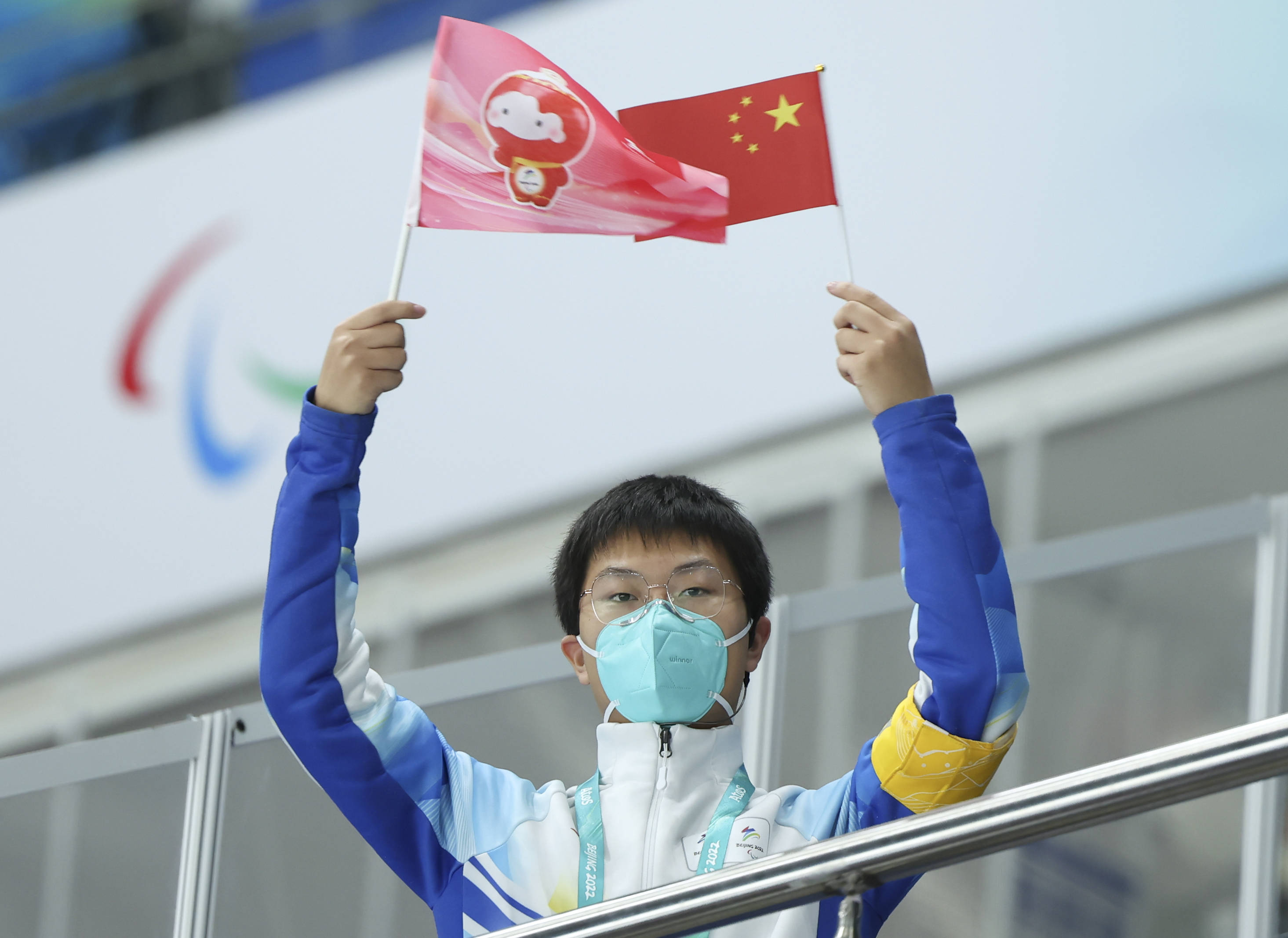 冰岛兰队士气大振，开启夺冠之路的序幕