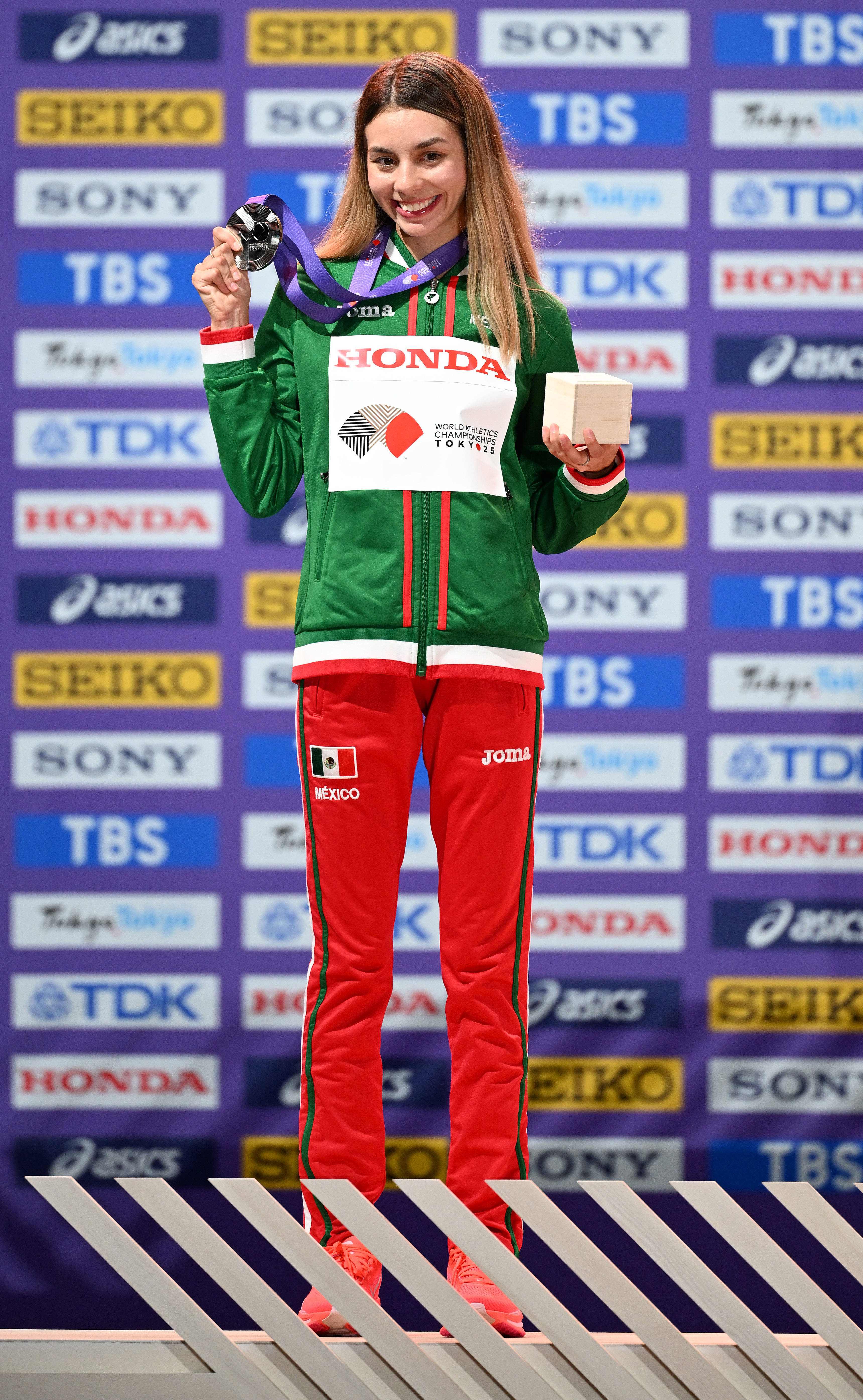 关于葡萄牙选手再言田径冠军的信息