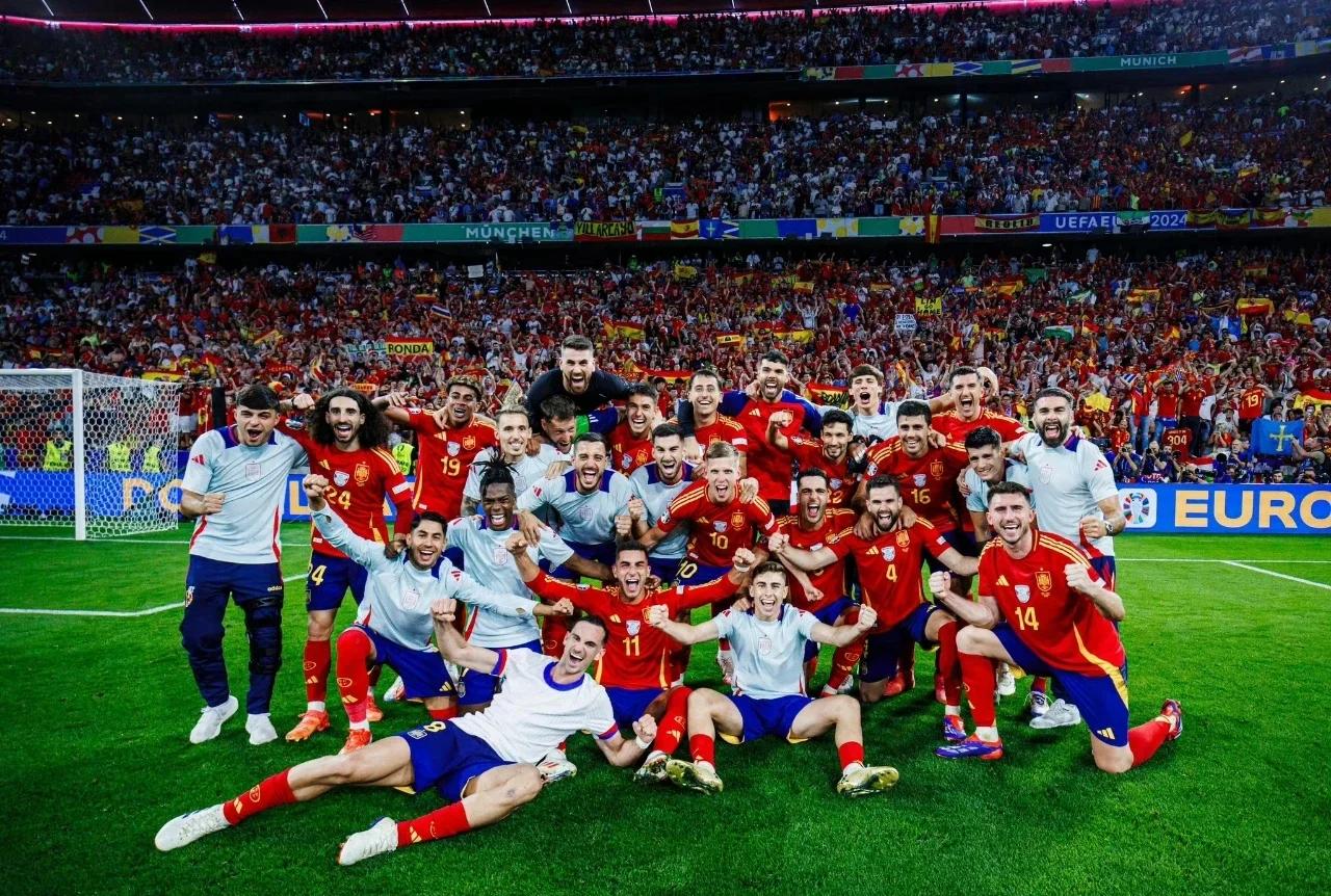 人球员崭露头角，入选周最佳阵容的简单介绍