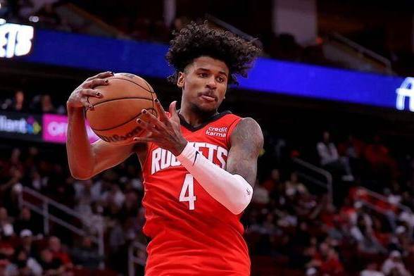 包含火箭外线战术调整得当，取得连胜的词条