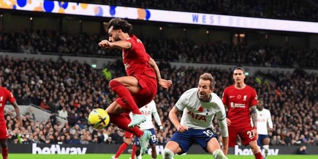 热刺高效攻击，客场取得惊人胜利的简单介绍