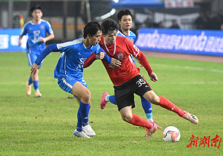 两队将在赛场上展开巅峰对决