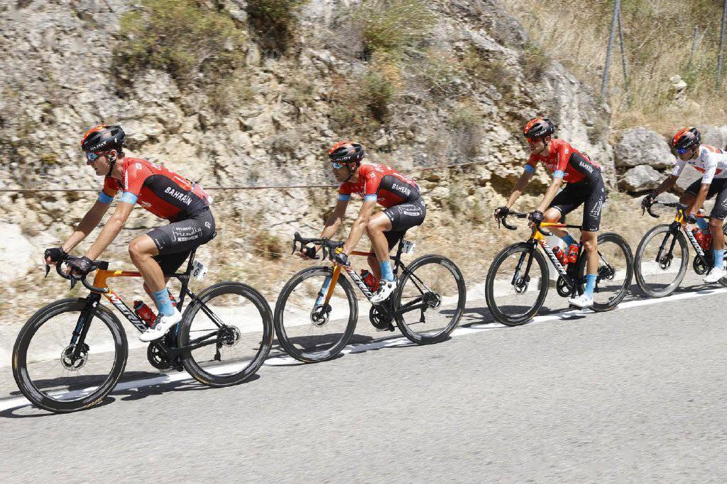 布尔戈斯队在客场夺得关键比赛胜利