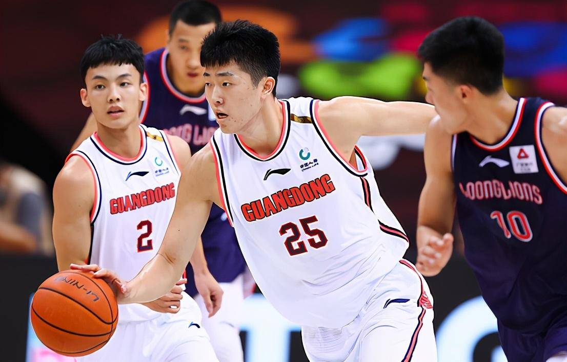 黑龙江队连胜在望，冲刺冠军