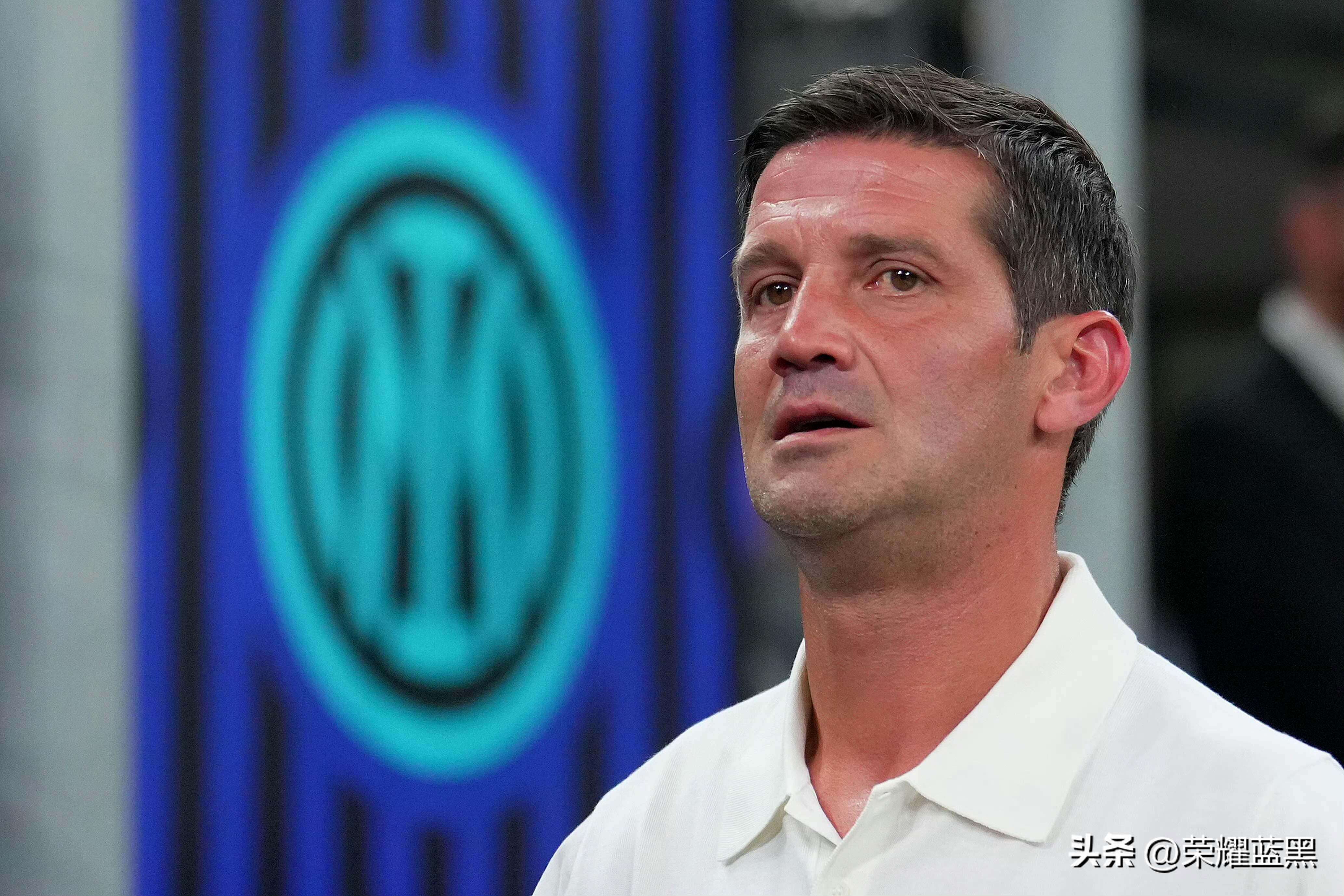 国米主帅战术调整获得成功，球队表现逐步改观的简单介绍