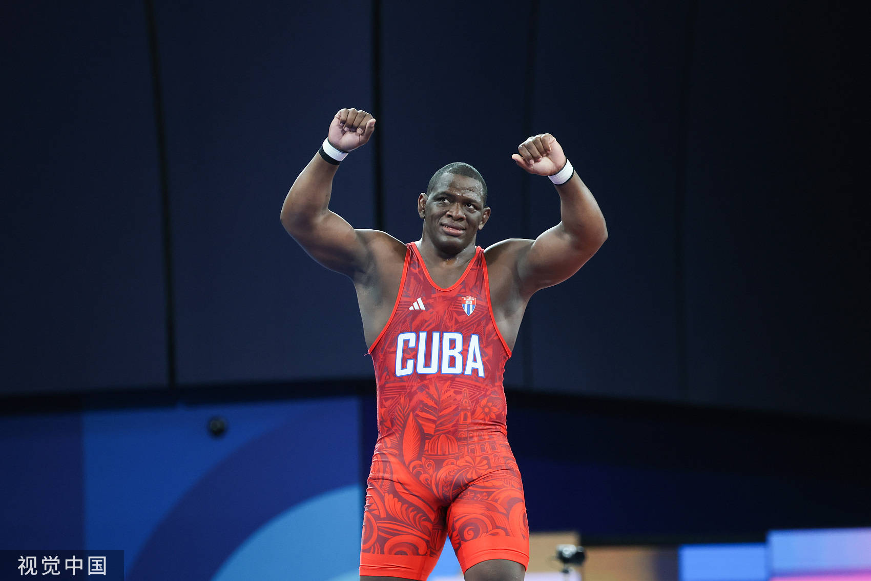 古巴选手在拳击比赛中取得巨大突破