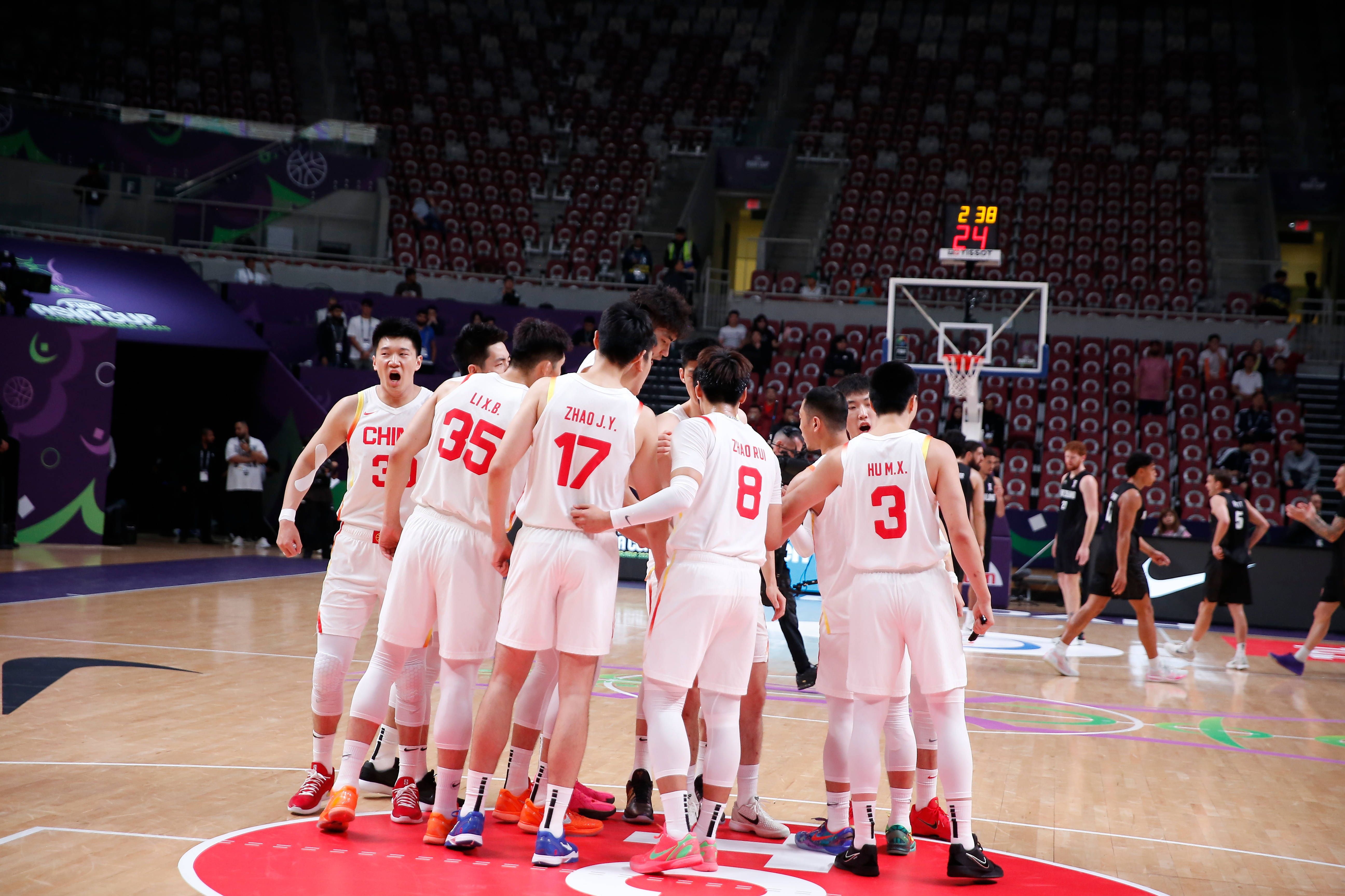 新西兰篮球联赛激烈角逐拔得头筹的简单介绍