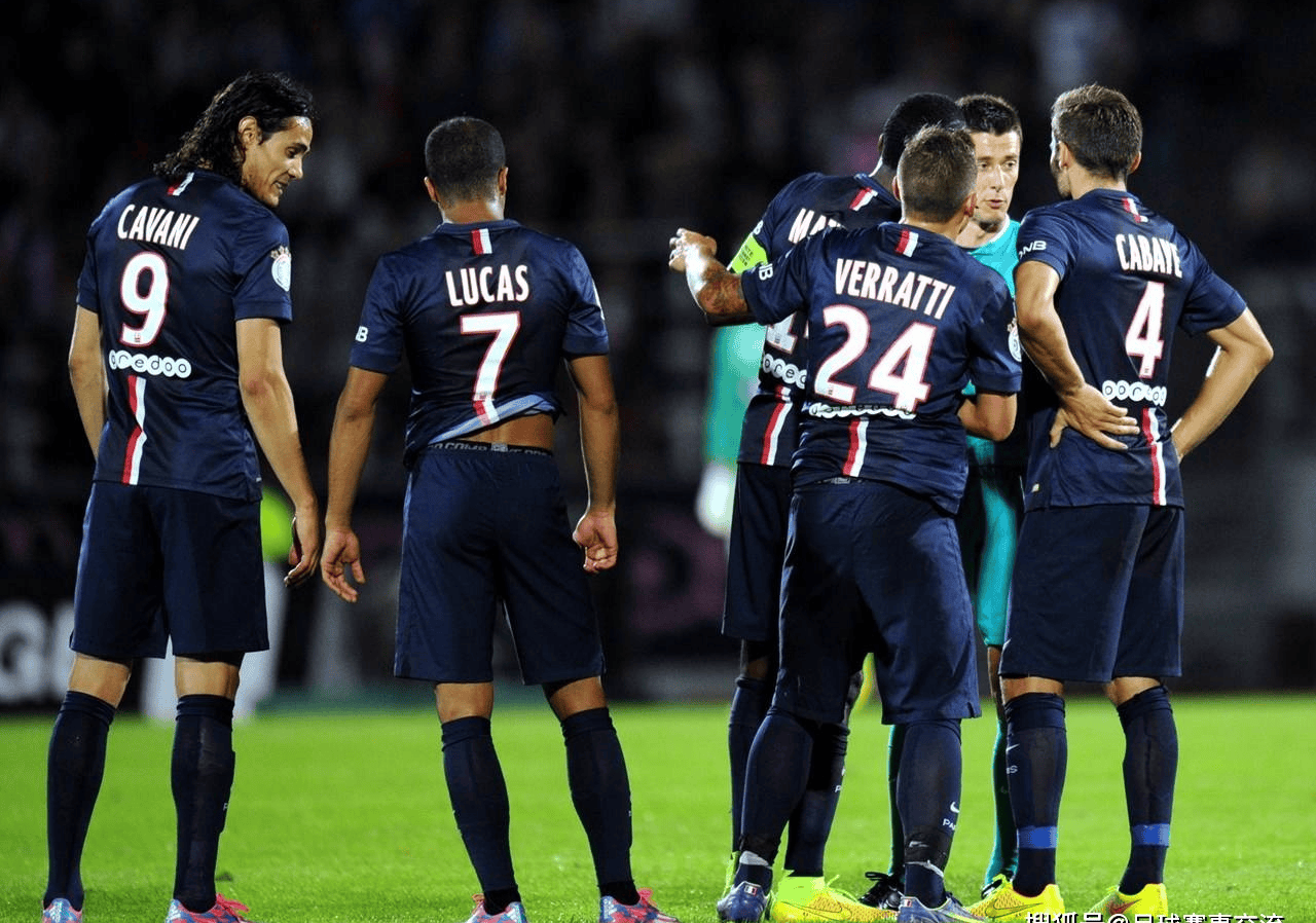 包含法甲聚焦:弱队反击大热门的词条 包含法甲聚焦:弱队反击大热门的词条