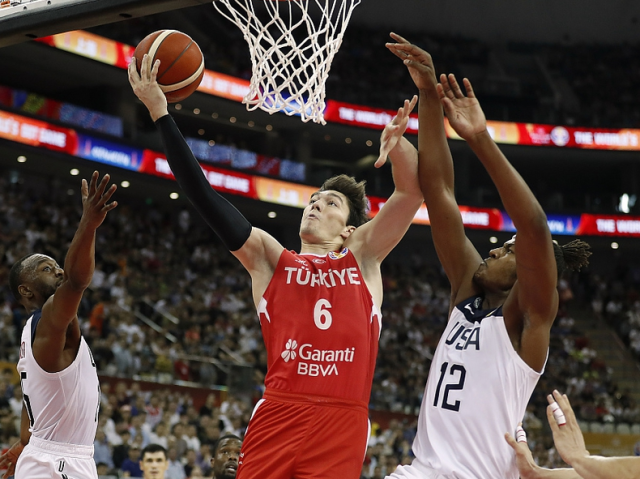 土耳其代表队在羽毛球比赛中惜败