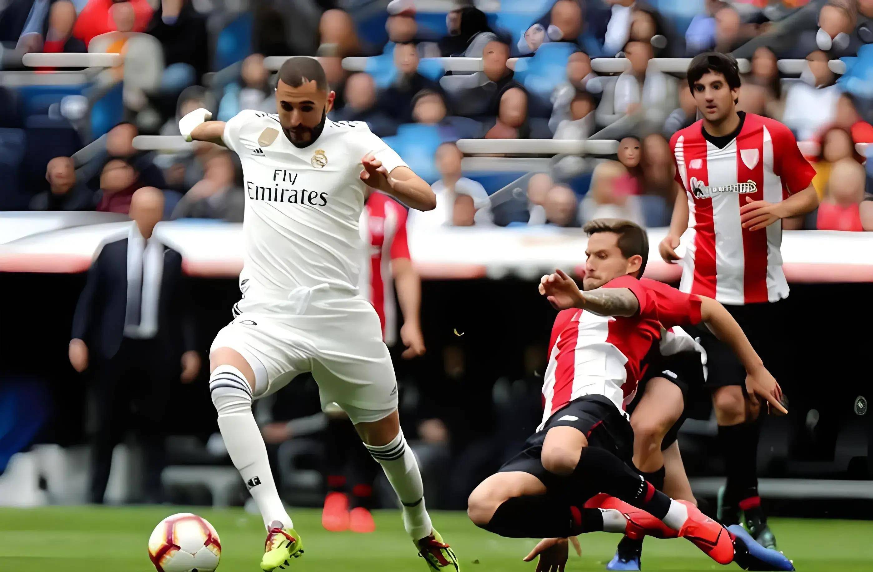 西甲赛场上球员身手敏捷，比赛战况激烈的简单介绍