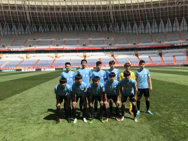 包含山东鲁能主场惊险战平大连一方,双方激烈拼杀的词条 包含山东鲁能主场惊险战平大连一方,双方激烈拼杀的词条