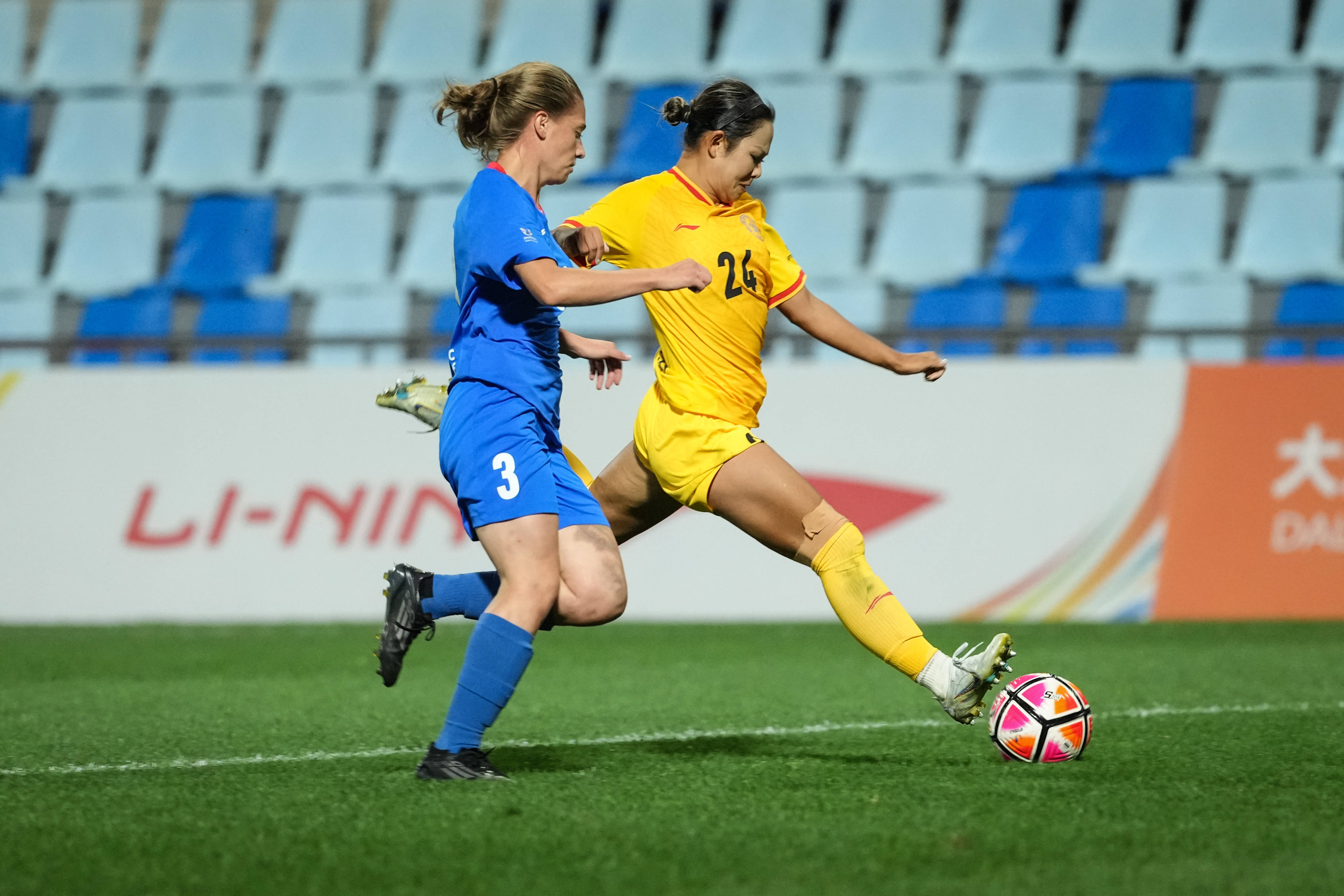 南非女足在比赛中展现出了出色的体能的简单介绍