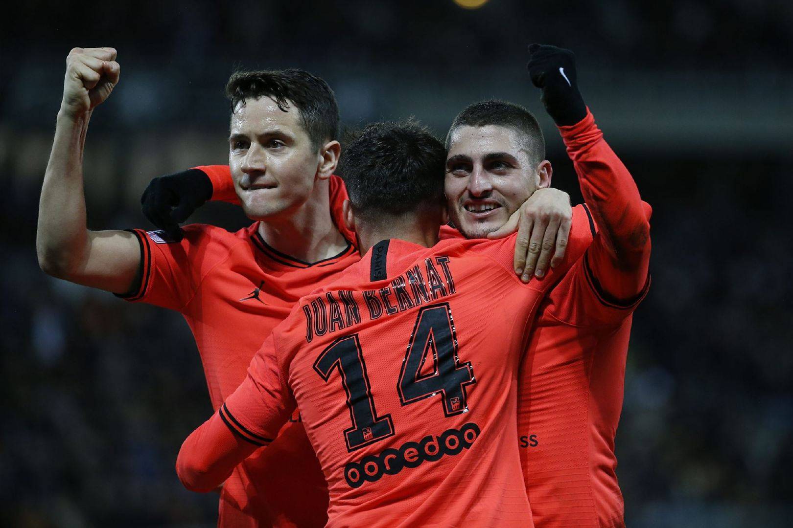 巴黎圣日耳曼主场轻取亚眠，领先优势扩大的简单介绍