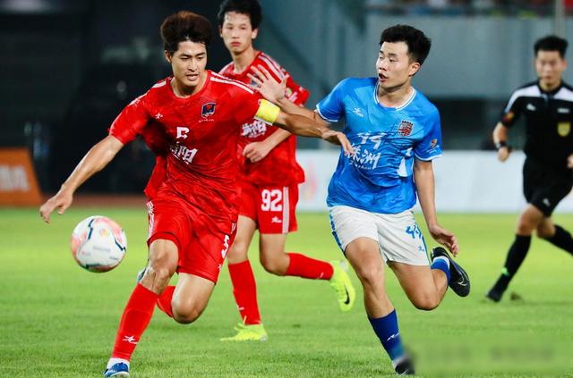 夏季转会期莫测高潮，球队引援备战的简单介绍