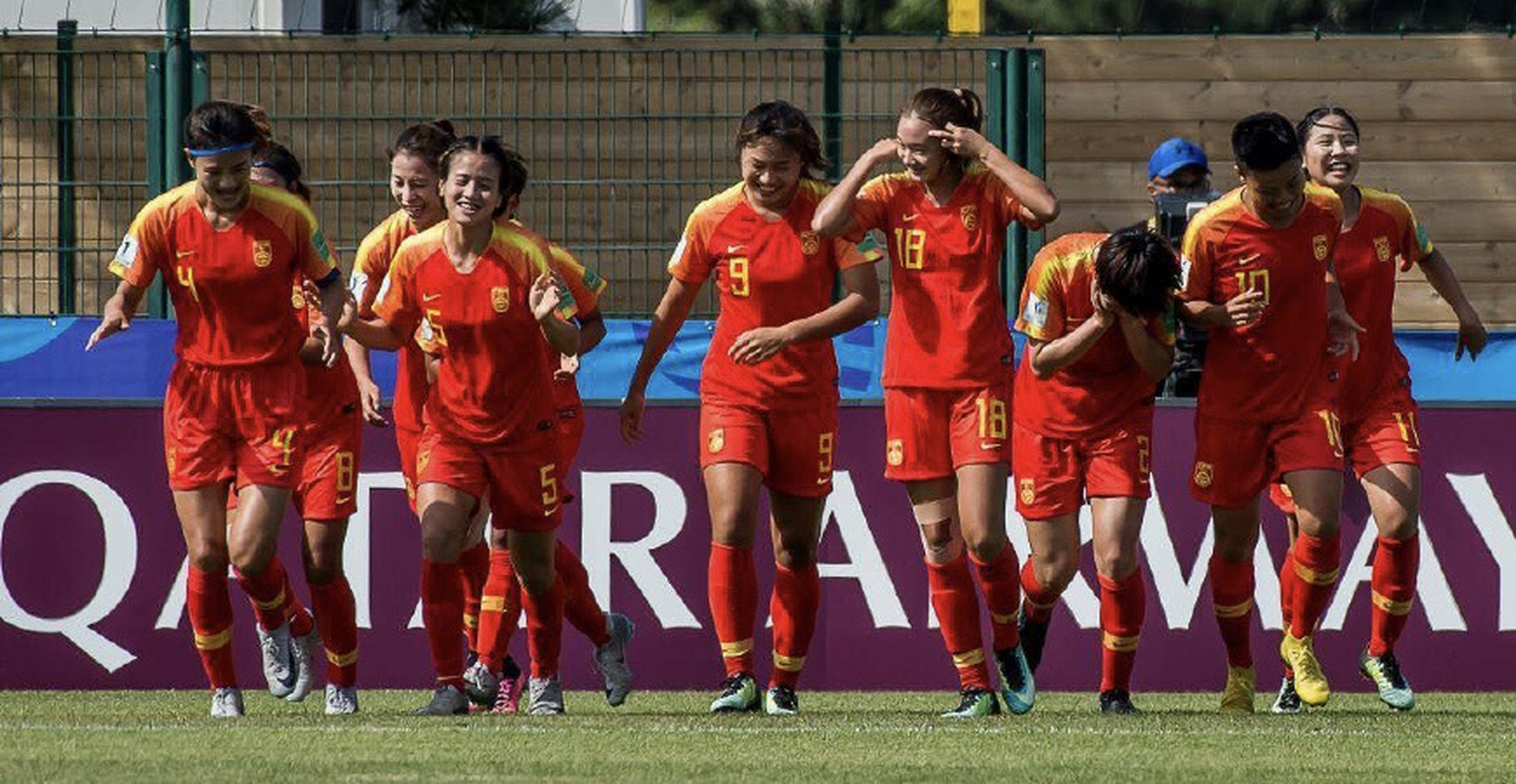 女足精英赛事精彩继续，梦幻比赛引人入胜的简单介绍