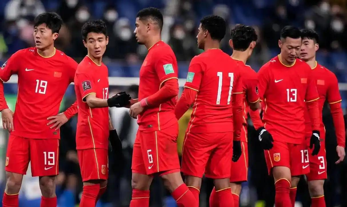 世界杯热身赛启幕，中国队备战迎接挑战