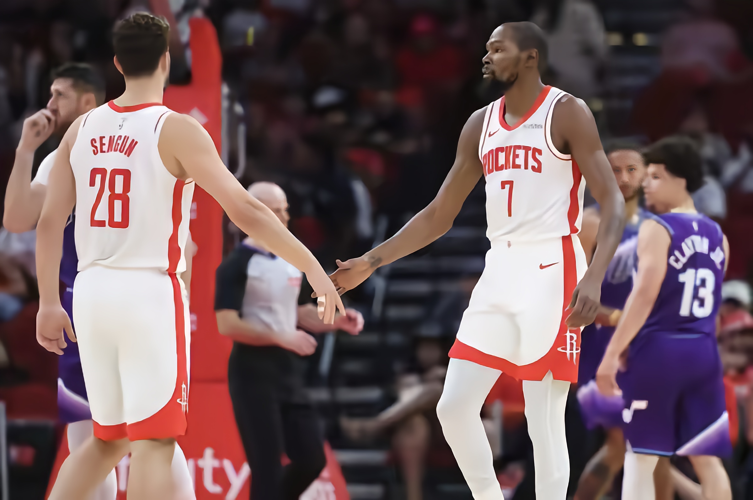 火箭队力克黄蜂，取得五连胜