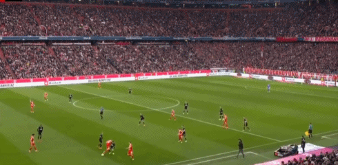 拜仁慕尼黑主场蒙古留后防稳固，成功延续不败的简单介绍