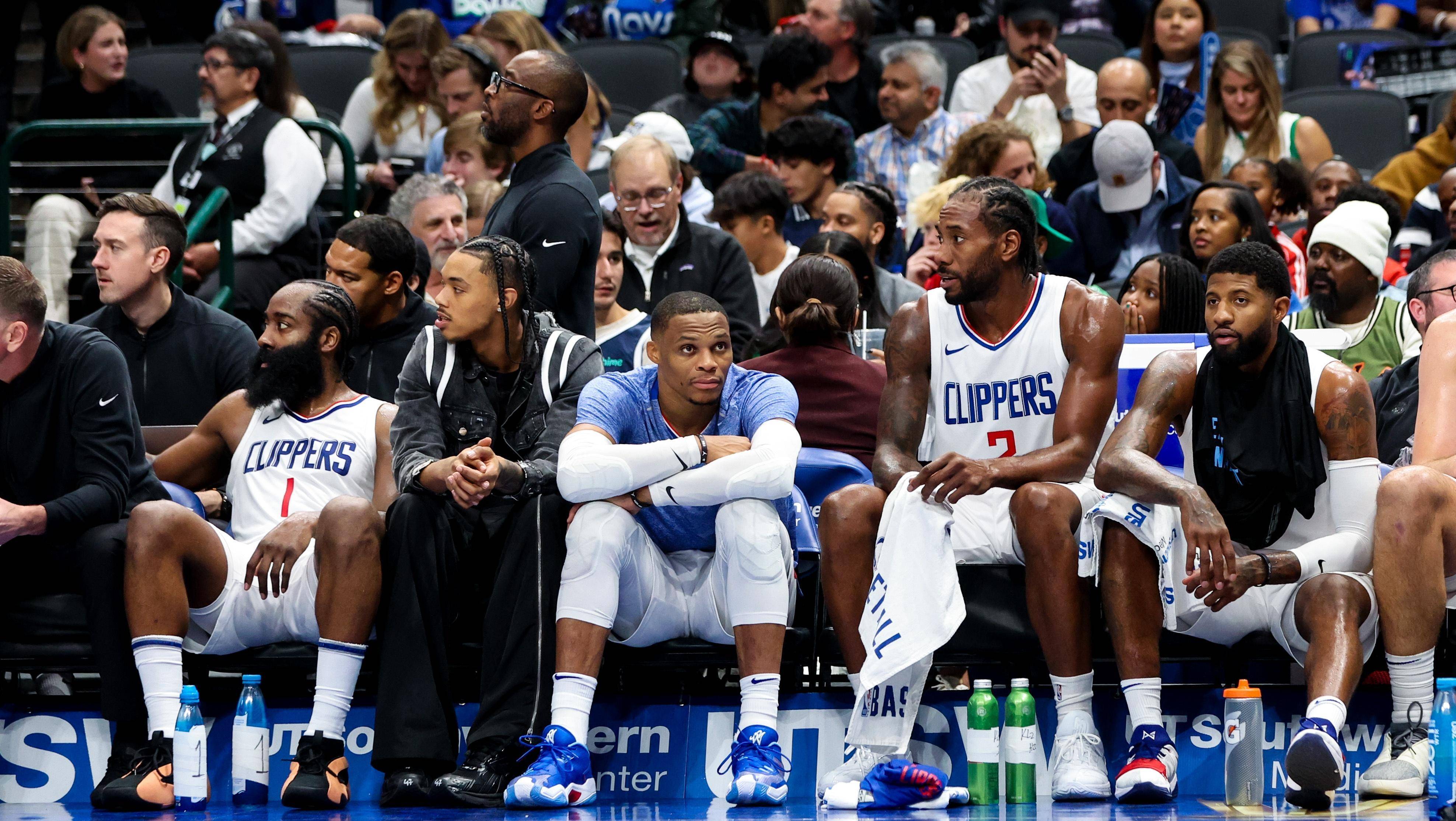 快船击败马刺，强势突破西部竞争