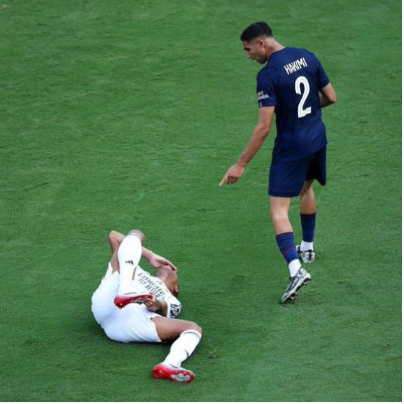 巴黎圣日耳曼击败皇家马德里，晋级淘汰赛的简单介绍