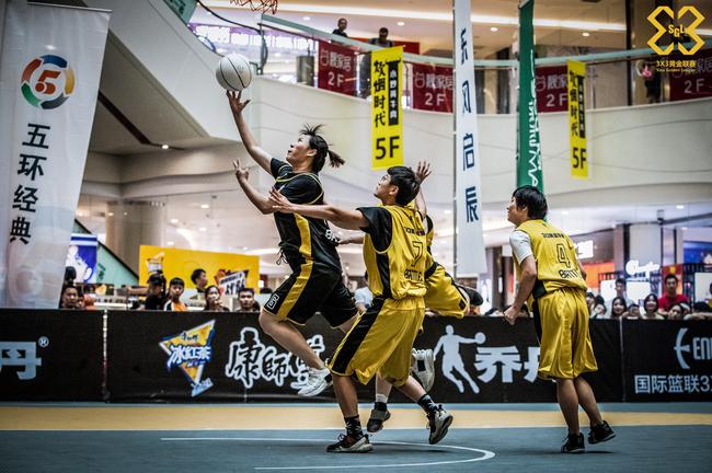 经典对决上演，精妙配合令人惊艳