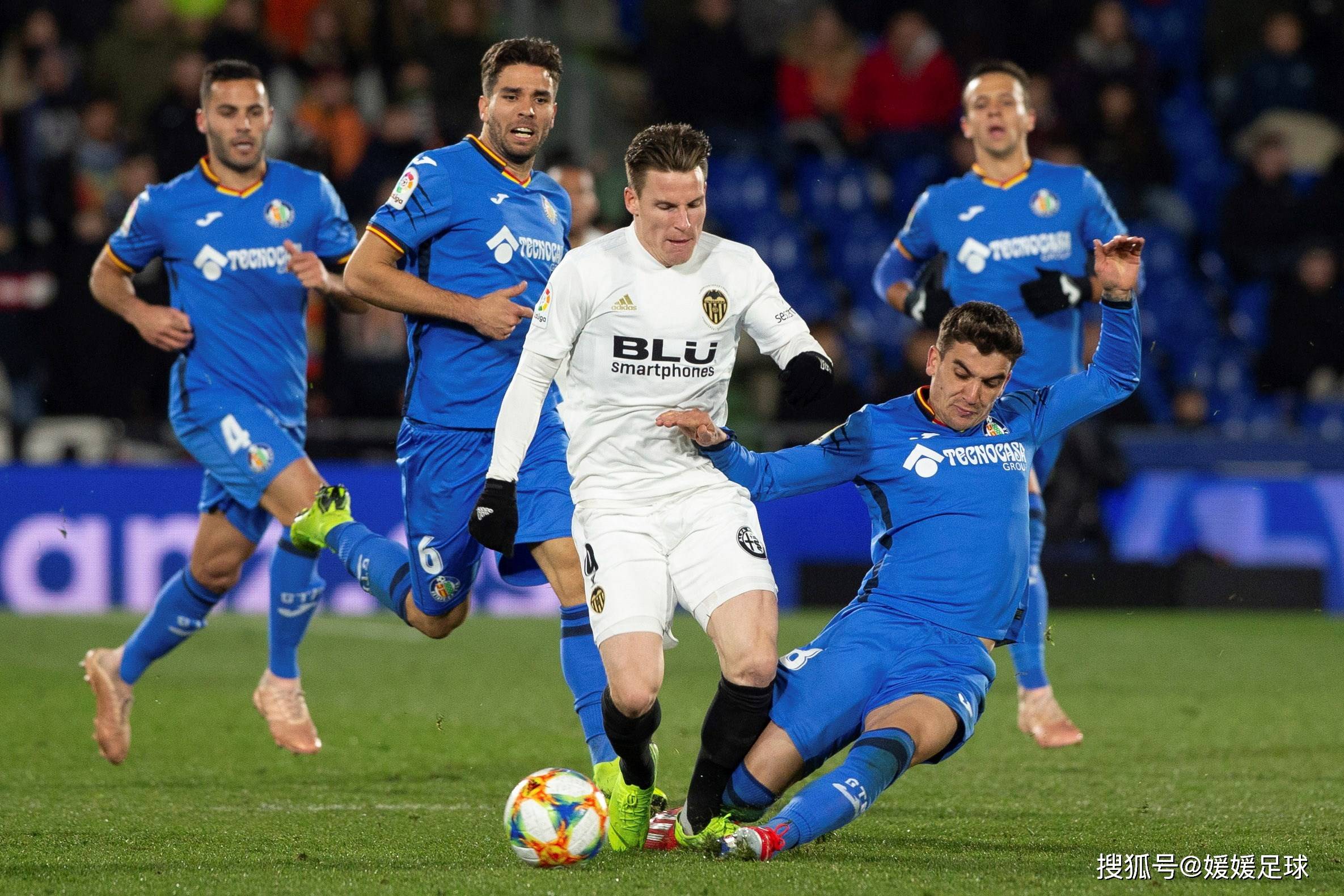 奥萨苏纳客场喜获胜利三分在握的简单介绍