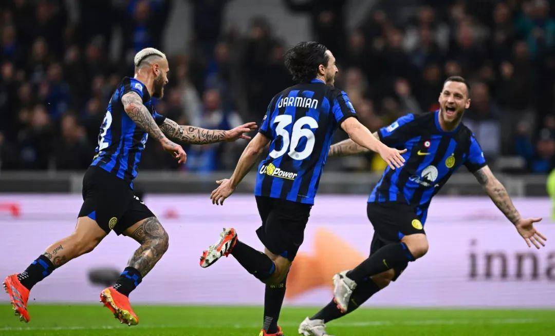 包含拿不下三分！那不勒斯陷入保级泥潭的词条