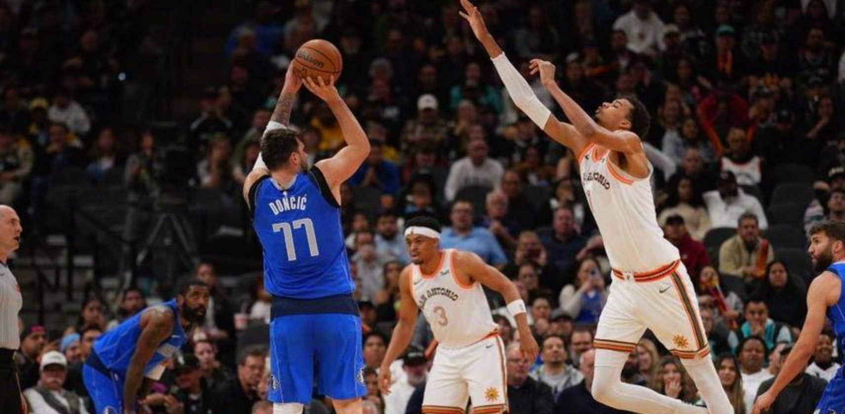 独行侠客场大胜，场上配合达到新高度！