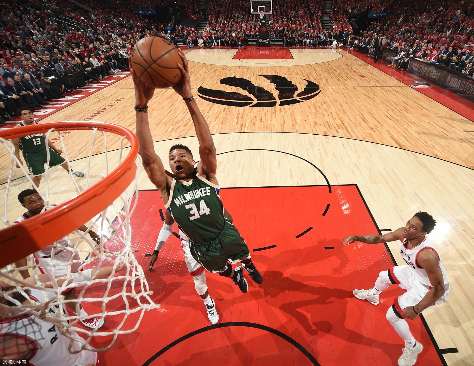 关于猛龙低迷难振，连败三场，季后赛压力大增的信息