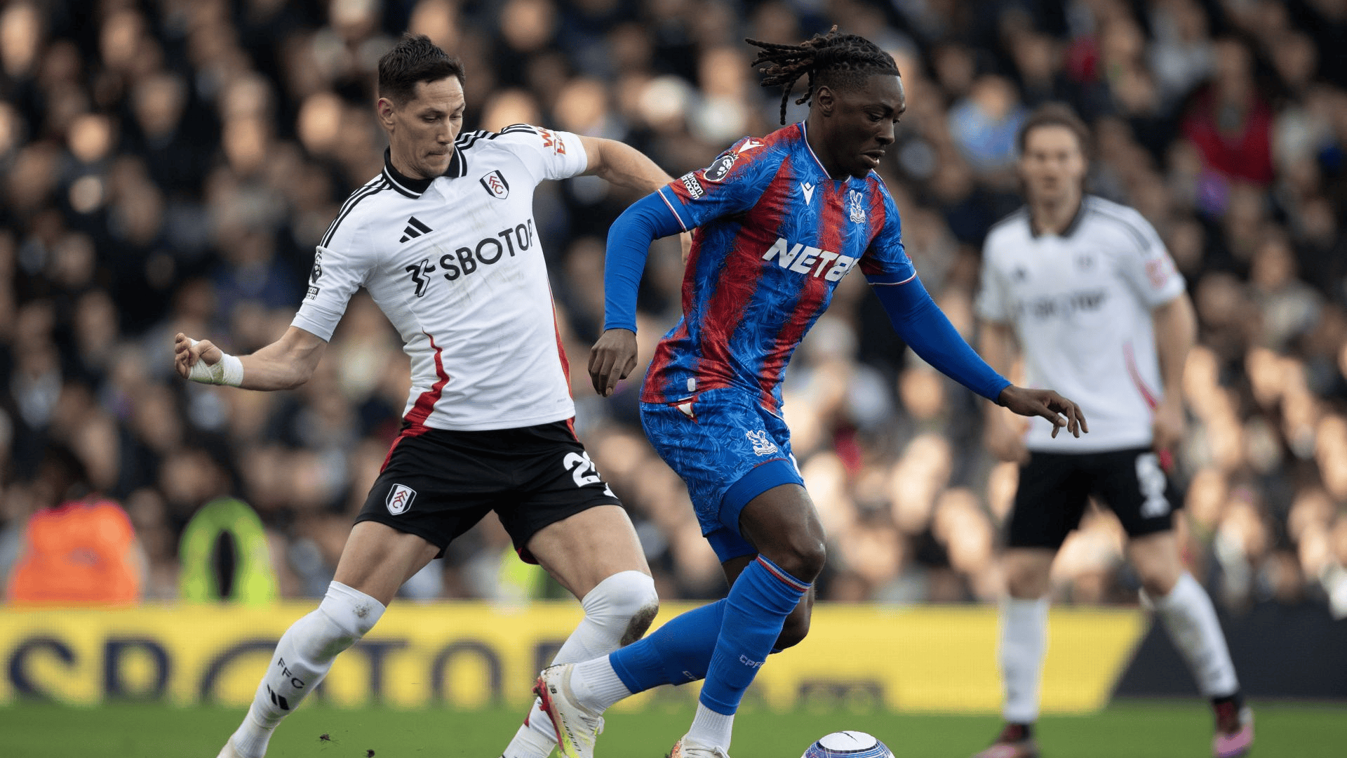 包含富勒姆大获全胜，前途一片光明！的词条