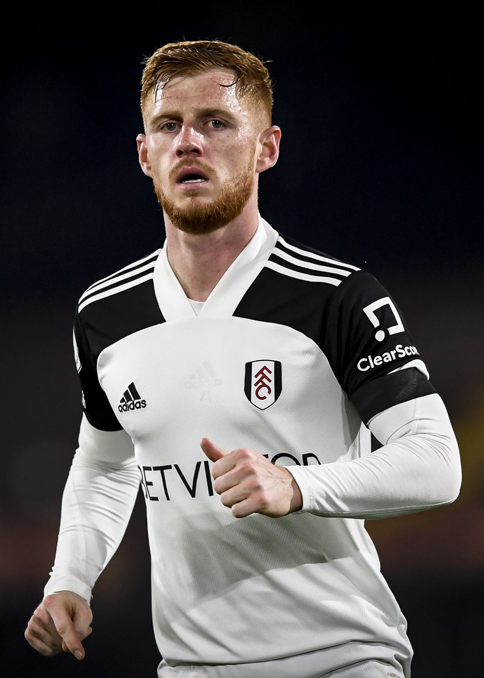 伯恩利逼平强敌，保级势头暂稳的简单介绍