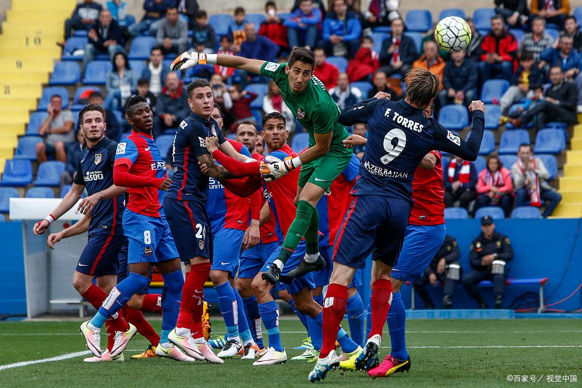 圣埃蒂安队在法甲联赛中备受瞩目