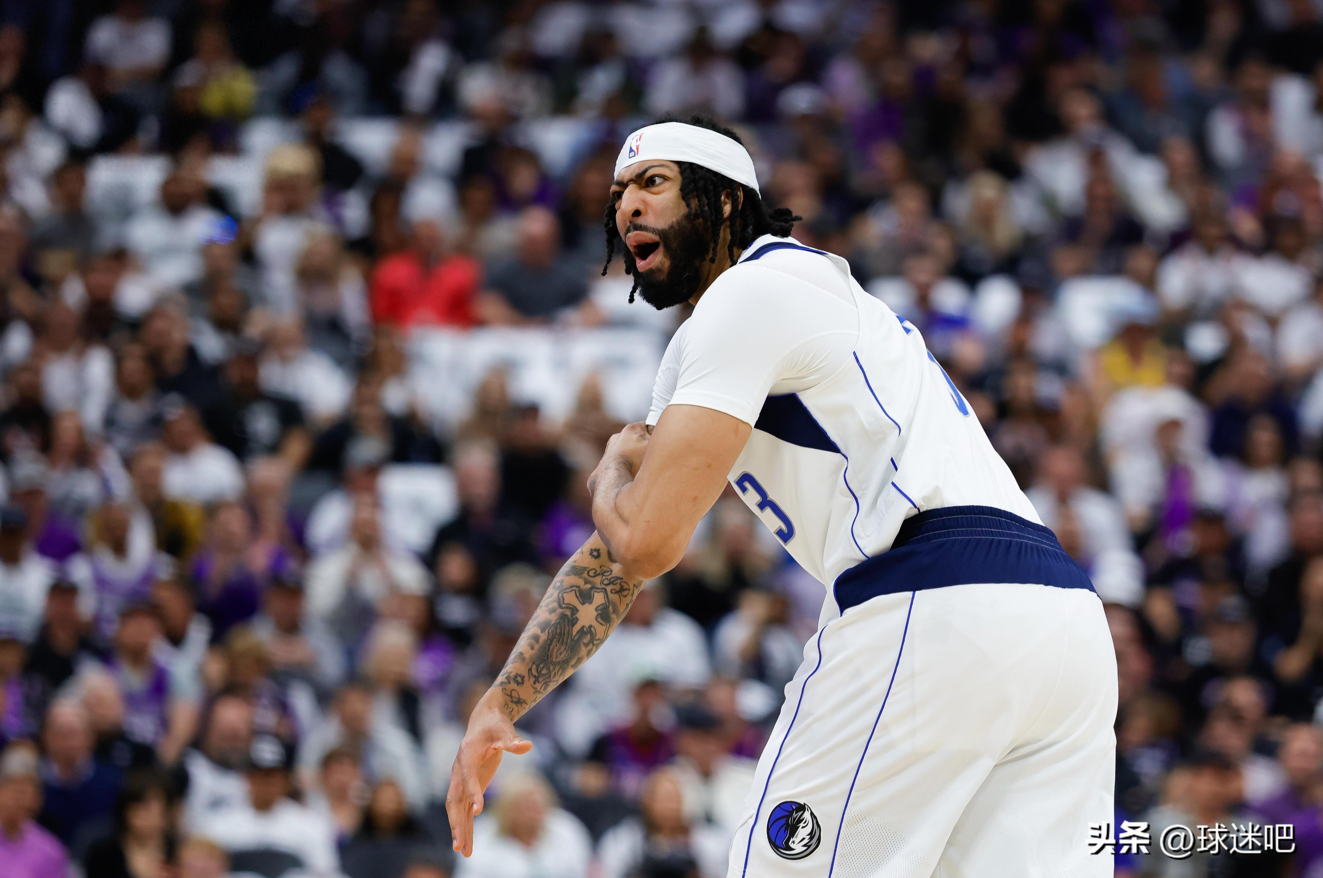 马刺客场大破小牛，取得胜利